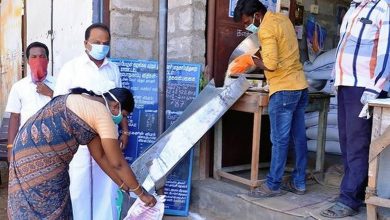 Photo of நோய் தொற்று ஏற்பட்டுள்ள  குடியிருப்பில் ரேஷன் கடைகள் இருப்பதால் பீதி..!!